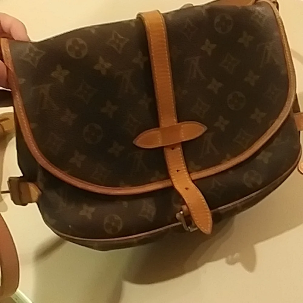Authentic louis vuitton bag - Picture 4 of 16